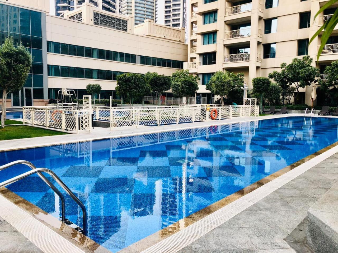 Luxury 2Br Downtown Apt With Burj Khalifa Views Dubaï Extérieur photo