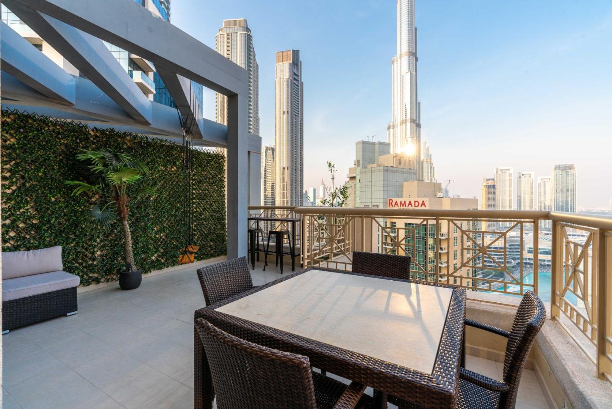 Luxury 2Br Downtown Apt With Burj Khalifa Views Dubaï Extérieur photo